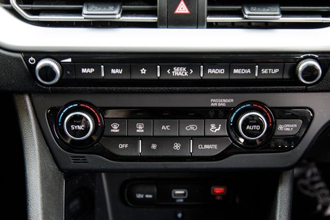 Kia Niro 3 31