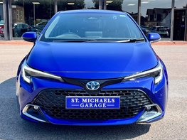 Toyota Corolla 1.8 Corolla Design HEV CVT 5dr 5