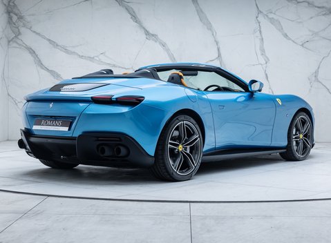 Ferrari Roma SPIDER 5