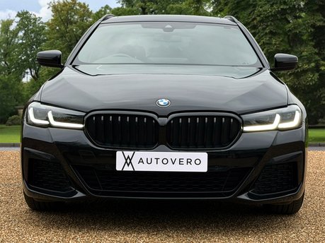 BMW 5 Series 520D M SPORT TOURING MHEV 2
