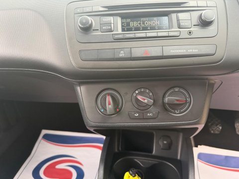 SEAT Ibiza 1.4 Toca Euro 5 5dr 29