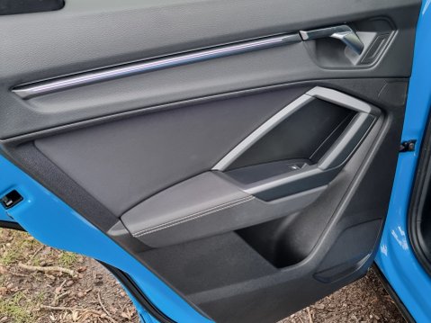 Audi Q3 TFSI S LINE MHEV 31