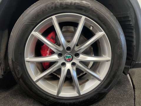 Alfa Romeo Stelvio 2.1 Stelvio Speciale TD AWD Auto 4WD 5dr 11