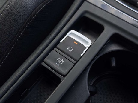 Volkswagen Golf 2.0 Golf R DSG 4WD 5dr 40