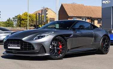 Aston Martin DB12 V8 2