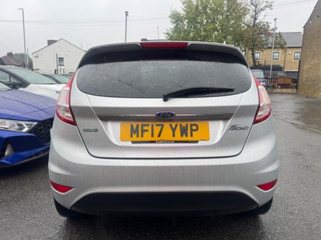 Ford Fiesta TITANIUM 5