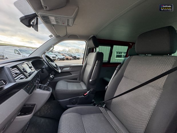 Volkswagen Transporter Kombi SWB [SOLD SM] L1H1 Highline Air Con Alloys Camera Sensors NO VAT SELE 15