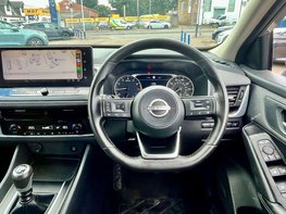 Nissan Qashqai 1.3 Qashqai Acenta Premium DiG-T MHEV 5dr 18