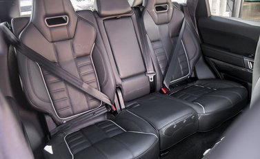 Land Rover Range Rover Sport 5.0 SVR 13