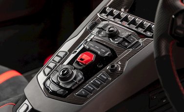 Lamborghini Aventador SV LP 750-4 Coupe 19