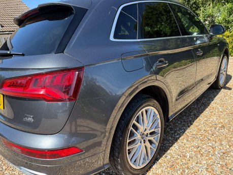 Audi Q5 2.0 TDI S line S Tronic quattro Euro 6 (s/s) 5dr 10
