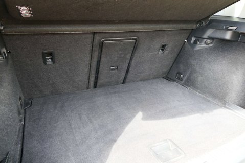 Volkswagen Golf 1.4 Golf SE Nav TSi BlueMotion Technology 5dr 19