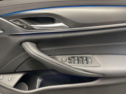 BMW 5 Series 2.0 530e 12kWh M Sport Saloon 4dr Petrol Plug-in Hybrid Steptronic Euro 6 ( 25