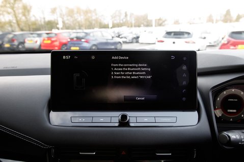 Nissan Qashqai DIG-T N-CONNECTA MHEV 27