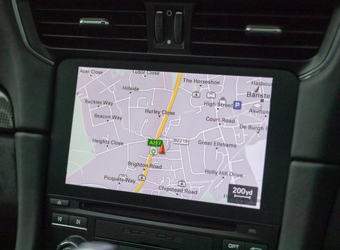 Porsche 911 (991.2) Carrera GTS 18