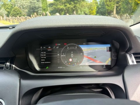 Land Rover Discovery Sport 2.0 Discovery Sport HSE D Auto 4WD 5dr 49