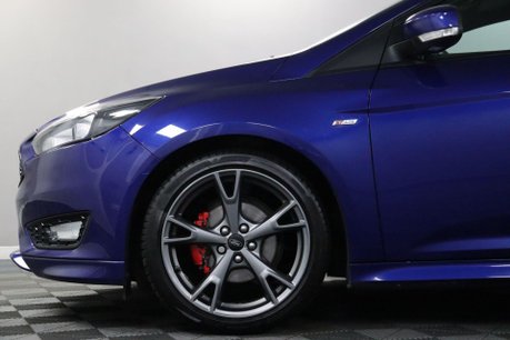 Ford Focus ST-LINE X 27