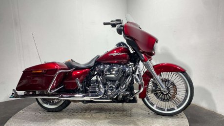 Harley-Davidson Touring 1745 FLHXS Street Glide Special Euro 4 11