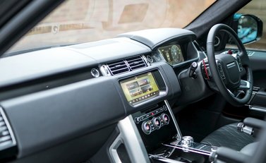 Land Rover Range Rover 5.0 SVAutobiography Dynamic 19