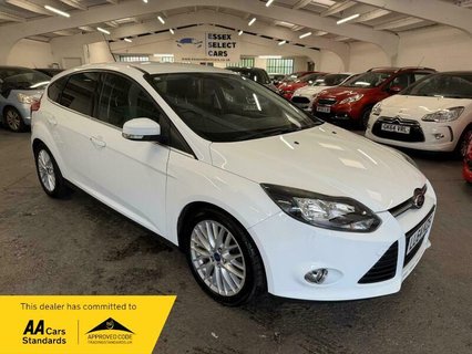 Ford Focus 1.0T EcoBoost Zetec Navigator Euro 5 (s/s) 5dr