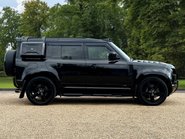 Land Rover Defender V8 4