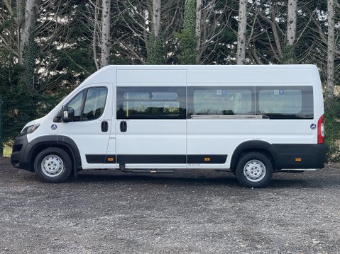 Peugeot Boxer 440 L4H2 17seat MINIBUS LITE NON-D1 with Telescopic Ramps. ULEZ E6. 18