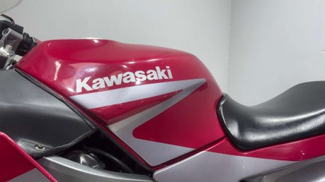 Kawasaki ZZR 1990 33K SPORTS TOURER CLASSIC 1100CC PROJECT BIKE SPARES OR REPAIR 25