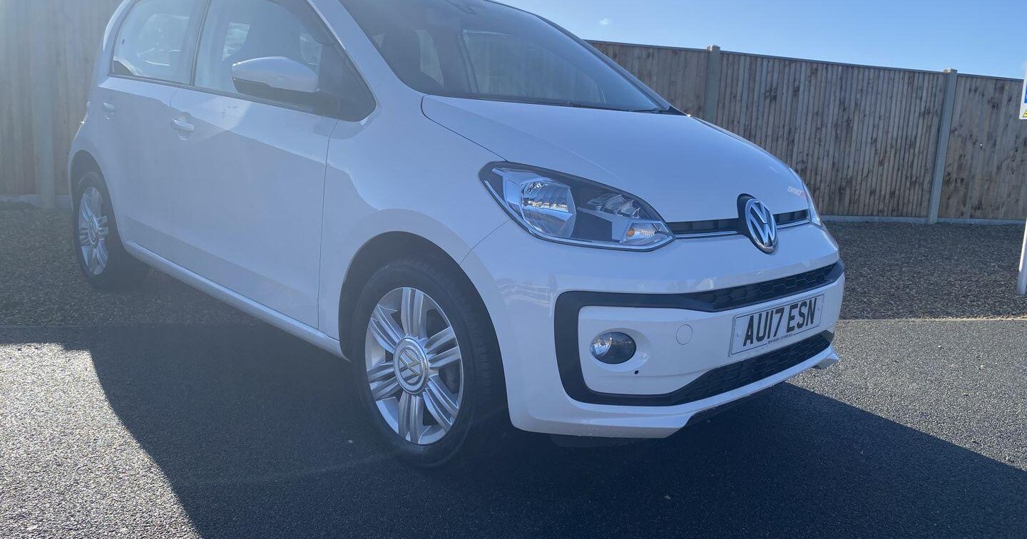 2017 Volkswagen up!