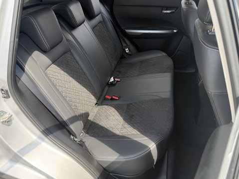 Suzuki Vitara 1.4 Boosterjet 48V Hybrid SZ5 5dr 37