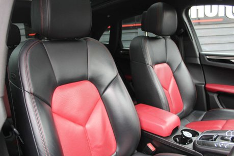 Porsche Macan 3.0 Macan S D Semi-Auto 4WD 5dr 8