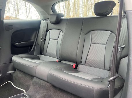 Audi A1 1.0 A1 Sport TFSI Semi-Auto 3dr 36