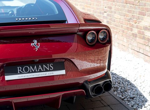Ferrari 812 Superfast 22