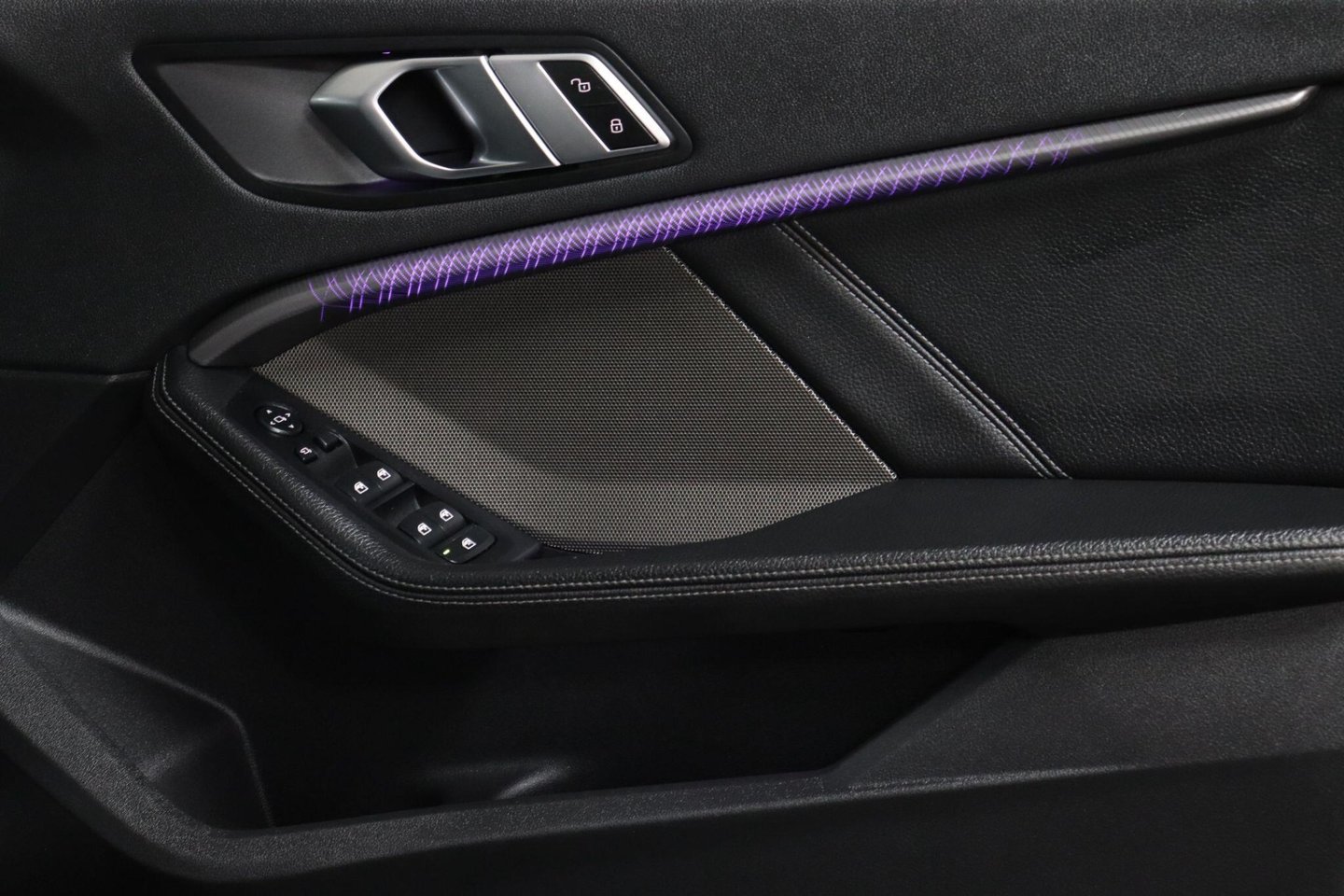 2021 BMW 1 Series — image 34