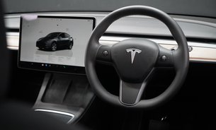 Tesla Model Y LONG RANGE AWD Comfort Suspension One Owner Tesla Comp Warranty until 12/27 18