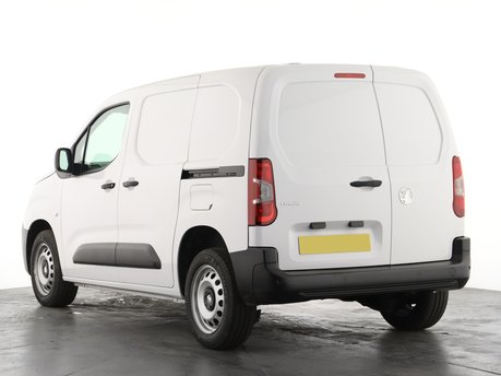 Vauxhall Combo 1.5 Turbo D 100ps Prime H1 9