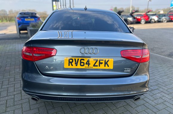 Audi A4 3.0 TDI QUATTRO BLACK EDITION AUTO 8