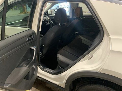 Volkswagen T-Roc LIFE TSI DSG 11