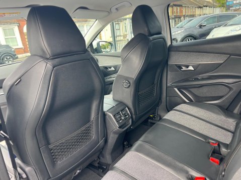 Peugeot 3008 1.2 PureTech Allure Euro 6 (s/s) 5dr 29