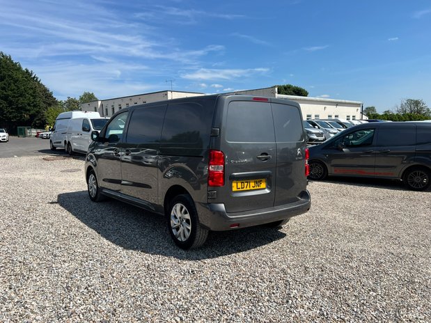 Citroen Dispatch MWB L2H1 (SOLD) Low Roof Driver 3100 Air Con Cruise EURO 6 NO VAT 8