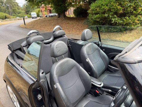 Mini Convertible 1.6 Cooper S Auto 2dr 5