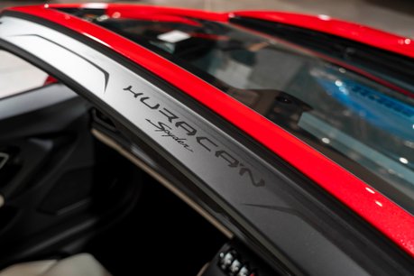 Lamborghini Huracan LP 640-2 EVO SPYDER. NOW SOLD. SIMILAR REQUIRED. PLEASE CALL 01903 254800. 40