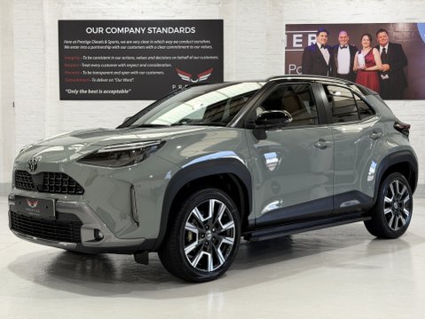 Toyota Yaris Cross PREMIERE EDITION 11