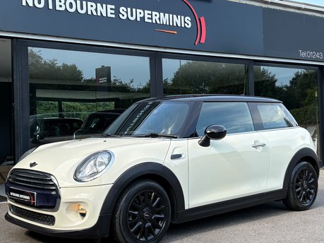Mini Hatch Cooper 1.5 Petrol Automatic Chili Media XL 3 door- SAT NAV - LEATHER
