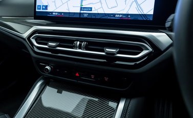 BMW M3 COMPETITION M XDRIVE TOURING 27