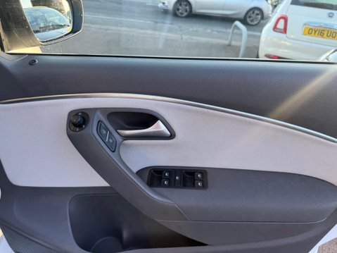 Volkswagen Polo 1.2 TSI BlueMotion Tech SE Design Euro 6 (s/s) 5dr 23