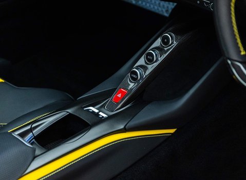 Ferrari 812 Superfast 14