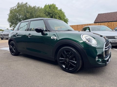 Mini Hatch COOPER S 3