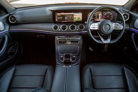 Mercedes-Benz E Class E 400 D 4MATIC AMG LINE PREMIUM PLUS 3