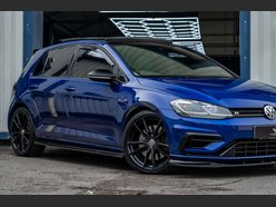 Volkswagen Golf 2.0 Golf R TSi 4Motion Semi-Auto 4WD 5dr 7