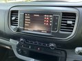 Vauxhall Vivaro 2.0 Turbo D 3100 Dynamic Crew Van L2 H1 Euro 6 (s/s) 5dr 26